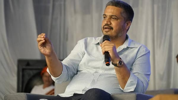 Rohit Pawar : भीमनवारांनी राजीनामा दिला? रोहित पवारांच्या दाव्यानं खळबळ, नेमकं सत्य काय?