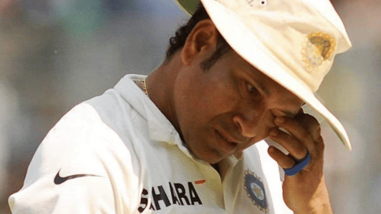 Sachin Tendulkar: सत्यसाईबाबांच्या निधनानं खचलेला सचिन तेंडुलकर, दोन दिवस... काय घडलेलं? Sachin Tendulkar: सत्यसाईबाबांच्या निधनानं खचलेला सचिन तेंडुलकर, दोन दिवस... काय घडलेलं?