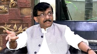 फडणवीस यांच्या कॅबिनेटमध्ये बिश्नोई गँग, संजय राऊत यांचा मोठा आरोप; म्हणाले, राजकीय नेत्यांच्या हत्या…