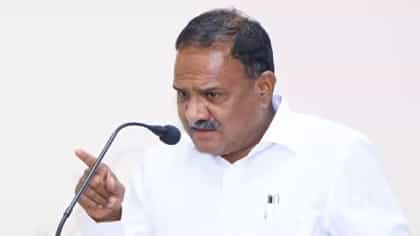 शिंदेंच्या नेत्याकडूनच राष्ट्रवादीचा गेम, मराठवाड्यात खेळ उलटला.
