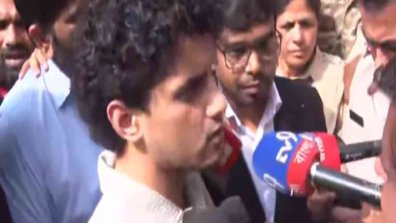 CJP Protest : 'पोलिसांना आम्ही 24 तासांची वेळ देतोय, चला तुम्ही तुमच्या हिशाबाने..' CJP नेते आशुतोष रांका, सौरव दासची मोठी घोषणा CJP Protest : 'पोलिसांना आम्ही 24 तासांची वेळ देतोय, चला तुम्ही तुमच्या हिशाबाने..' CJP नेते आशुतोष रांका, सौरव दासची मोठी घोषणा