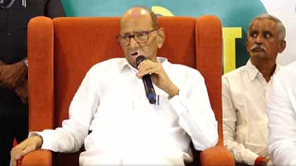 शेतकरी म्हणाला, छाती फाडली तर साहेबच दिसतील, पवारांनी असं केलं की....
