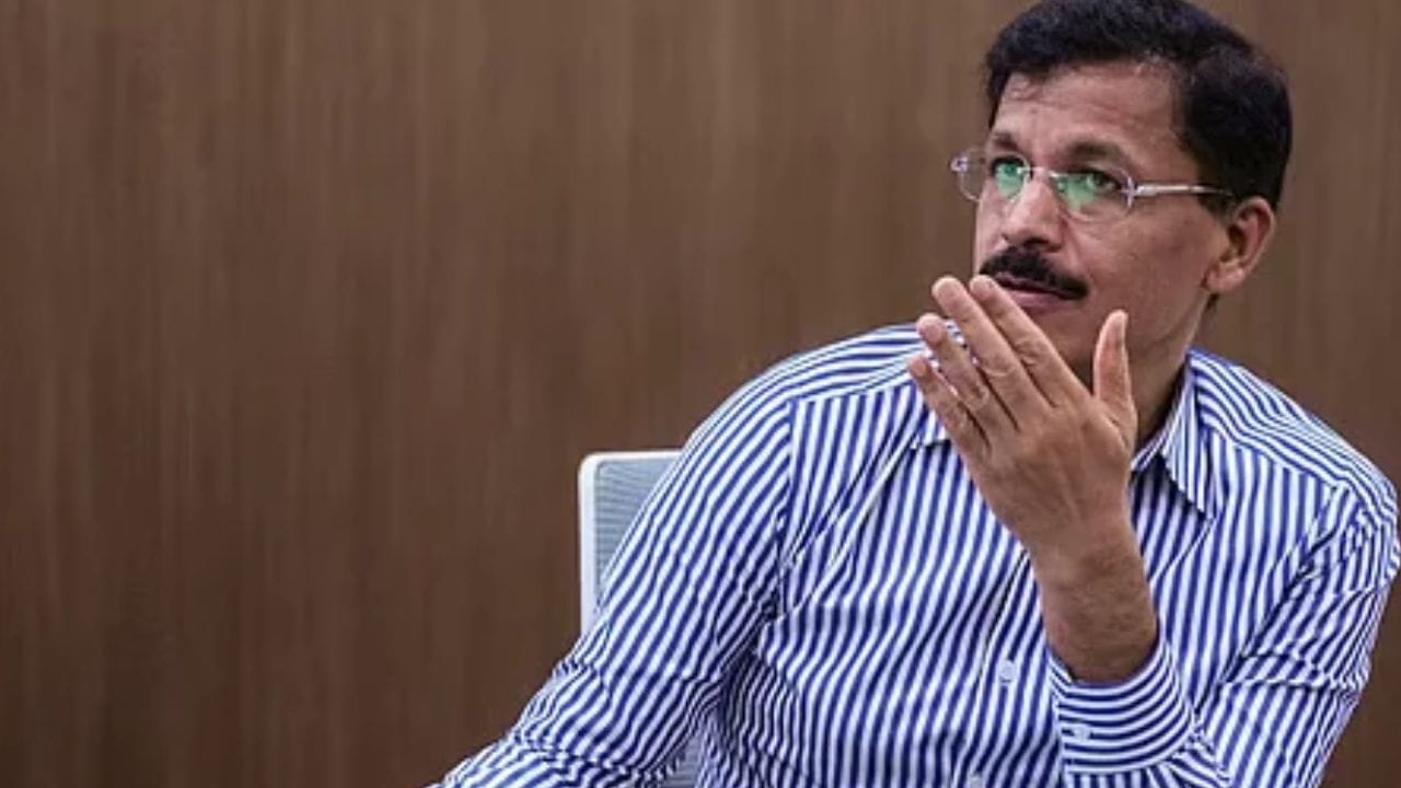 अन्न सुरक्षा आयुक्त तुकाराम मुंढे यांच्या मार्गदर्शनाखाली कारवाई करण्यात आली. निकृष्ट अन्नपदार्थ विक्री करणाऱ्यांवर यापुढेही कारवाई सुरू राहणार असल्याचा इशारा अन्न व औषध प्रशासनाने दिला.