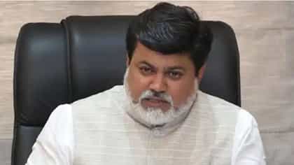महायुतीमध्ये मोठी बंडखोरी, भाजपच्या अडचणी वाढल्या.