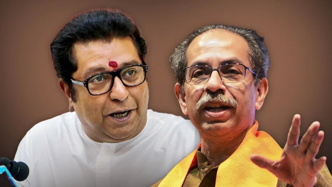 उद्धव ठाकरे राज ठाकरेंच्या भेटीला, ठाकरे बंधुंमध्ये दोन तास चर्चा उद्धव ठाकरे राज ठाकरेंच्या भेटीला, ठाकरे बंधुंमध्ये दोन तास चर्चा