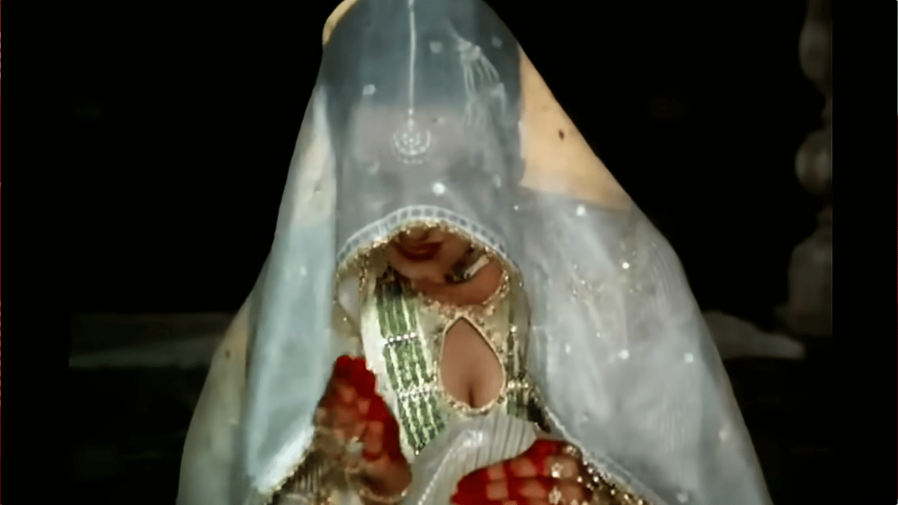 ‘उमराव जान’च्या यशामुळे रेखाच्या कारकिर्दीला मोठी ओळख मिळाली. या भूमिकेसाठी त्यांना 1982 मध्ये सर्वोत्कृष्ट अभिनेत्रीचा राष्ट्रीय चित्रपट पुरस्कार मिळाला. आजही लखनऊला जाणारे चित्रपटप्रेमी या ऐतिहासिक बारादरीला आवर्जून भेट देतात.