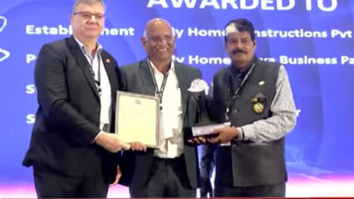 गोल्डनंतर आता प्लॅटिनम अवॉर्ड; My Home Construction Group ने 2026 मध्येही उमटवली यशाची मोहोर गोल्डनंतर आता प्लॅटिनम अवॉर्ड; My Home Construction Group ने 2026 मध्येही उमटवली यशाची मोहोर
